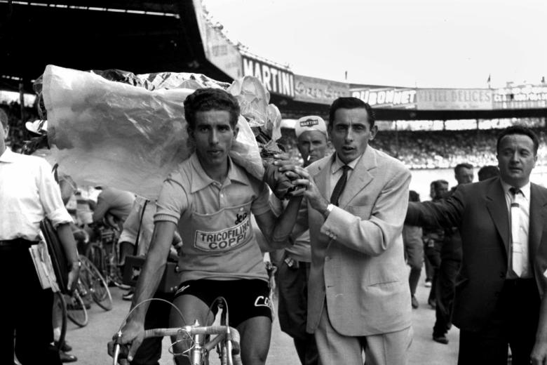 Cuando ganó el Tour, a Federico Martín Bahamontes le homenajearon con una vuelta por el Parque de los Príncipes
