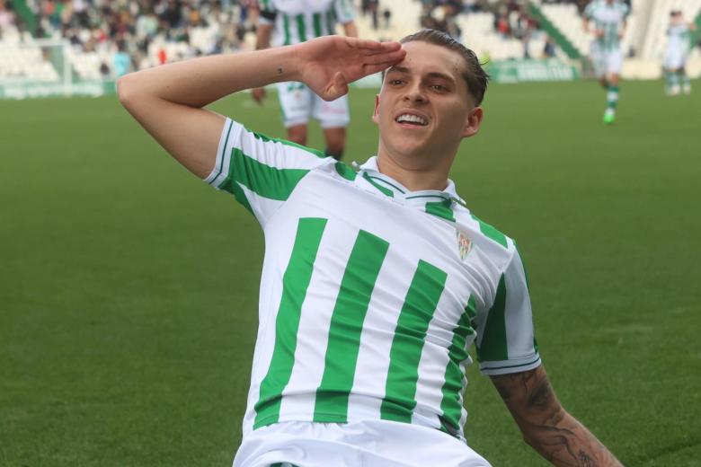 El Córdoba CF gana de nuevo ante su gente