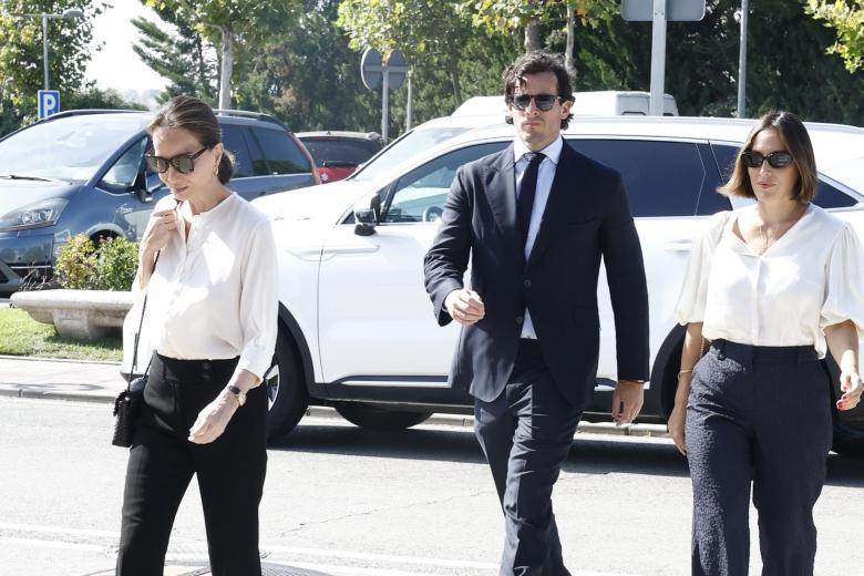 Isabel Preysler, Tamara Falco and Iñigo Onieva during the funeral of Caritina Goyanes in Madrid, August 29, 2024