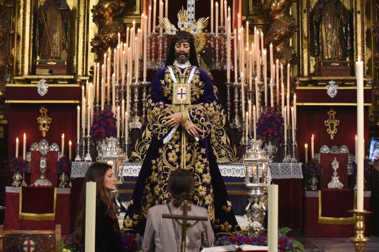 Besapiés a Nuestro Padre Jesús Rescatado