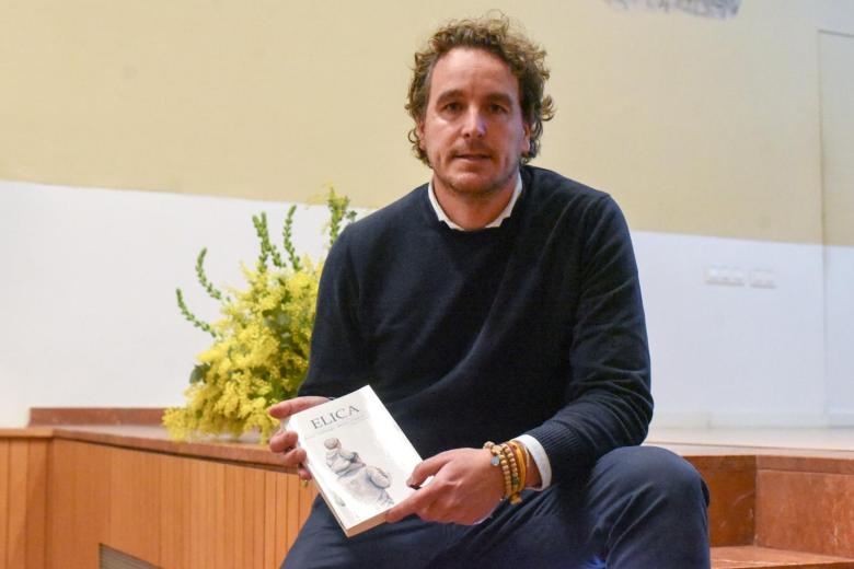 Elías Cabrera presenta en el Palacio de Congresos de Córdoba su libro ELICA