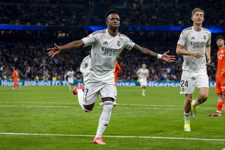 (Foto de ARCHIVO)
14 February 2026, Spain, Madrid: Real Madrid's Vinicius Junior celebrates scoring his side's fourth goal during the Spanish Primera Division soccer match between Real Madrid CF and Real Sociedad at Estadio Bernabeu. Photo: Alberto Gardin/ZUMA Press Wire/dpa

Alberto Gardin/ZUMA Press Wire/d / DPA
14/2/2026 ONLY FOR USE IN SPAIN