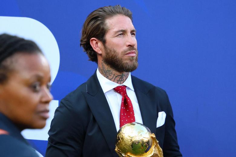 Sergio Ramos con la Copa del Mundo en la final del Mundial 2026 en Nueva York