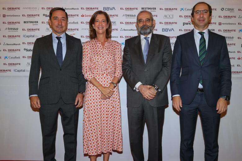 Enrique Serra , Alejandra Kindelán, Alfonso Bullón de Mendoza y Pablo Martínez-Pina