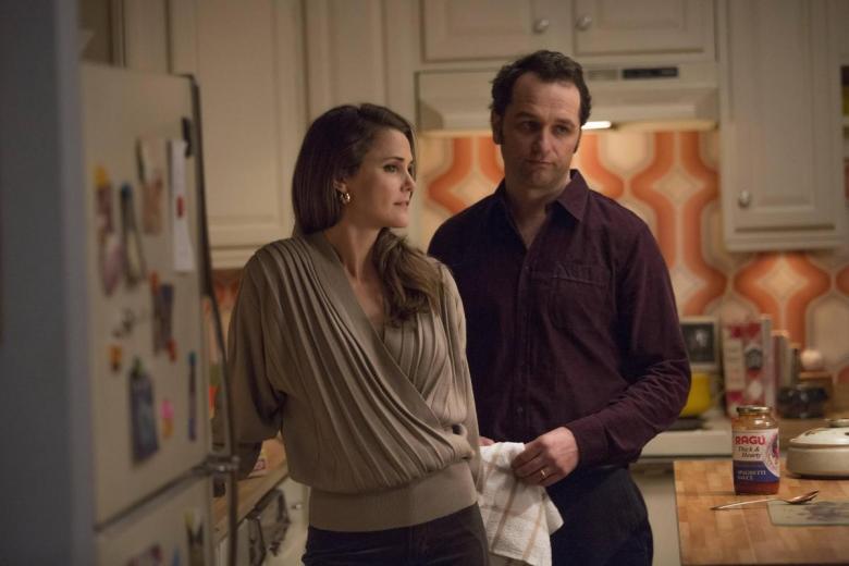 The Americans (2013-2018)
Keri Russell y Matthew Rhys son la pareja de espías de The Americans, la producción ganadora del Globo de Oro a la mejor serie de drama en 2019 y de cuatro premios Emmy que conquista la octava posición del ránking