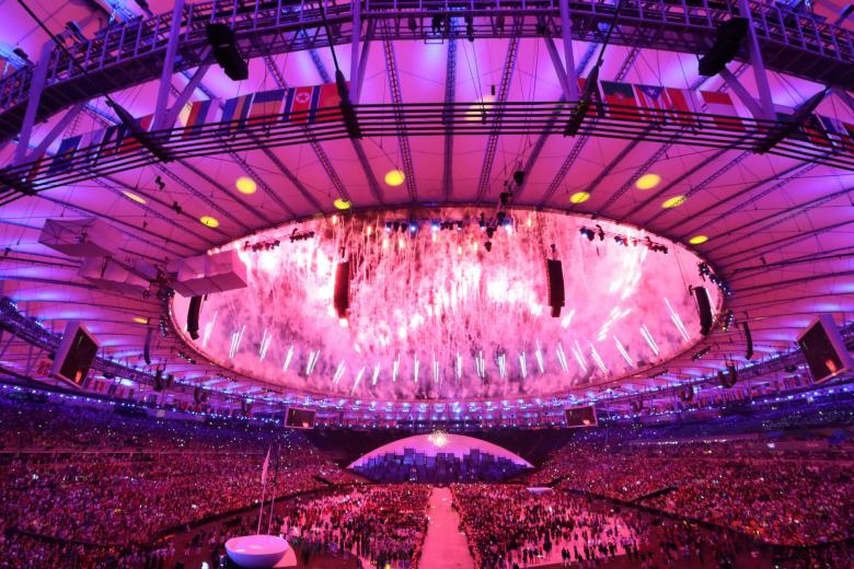 Juegos Olímpicos de Río 2016: 3.600 millones de espectadores
La medalla de oro en el ránking de retransmisiones en directo con más audiencia de la historia es para los Juegos Olímpicos de Río 2016, que concentraron a 3.600 millones de personas ante sus pantallas de televisión. Ese número, aproximadamente, representa casi la mitad de la población mundial.
