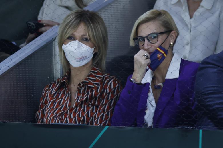 Journalist Susanna Griso and Maria Zurita during Copa Davis 2021:tennis match in Madrid on Thursday, 02 December 2021