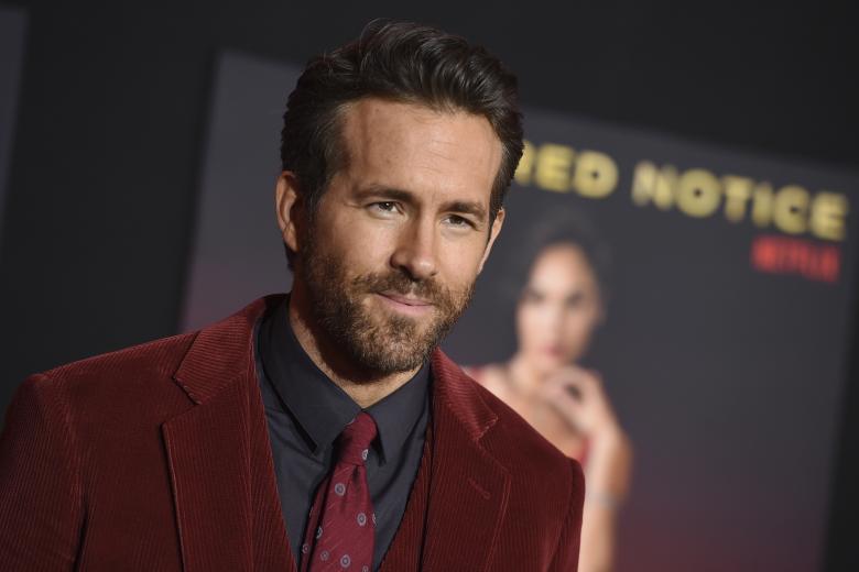 Actor Ryan Reynolds at the premiere for the film "Red Notice" in Los Angeles, California, U.S., November 3, 2021.  *** Local Caption *** .