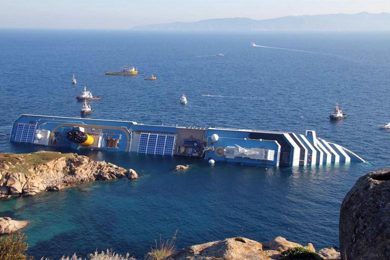 Imagen de los restos del Costa Concordia tras el accidente