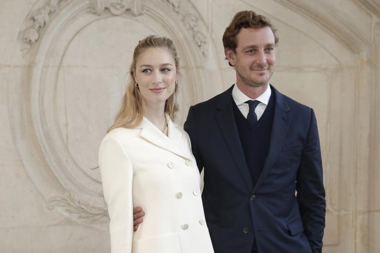 Beatrice Borromeo and Pierre Casiraghi at the presentation of the Diorcollection during Paris Fashion Week, in Paris, Monday, Jan. 24, 2022. n *** .