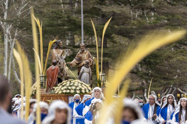 Vista de la procesión de Domingo de Ramos de la Cofradía de la Entrada de Jesús en Jerusalén, la burrica, en Teruel