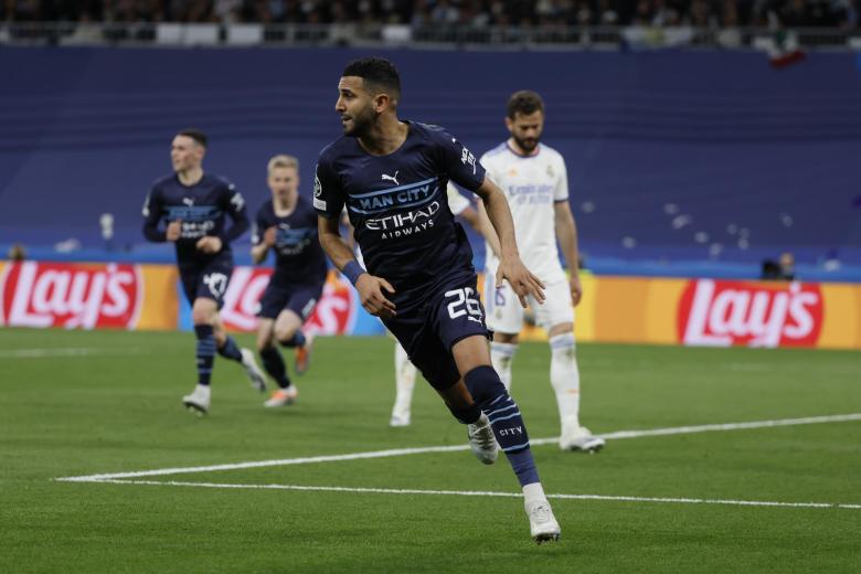 Mahrez celebra su gol en el Santiago Bernabéu