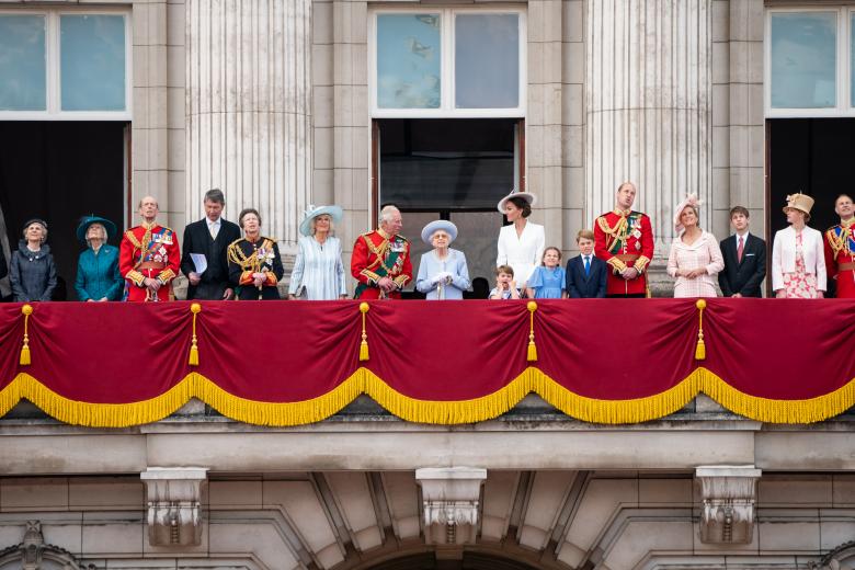 La Familia Real británica en el balcón de Buckingham