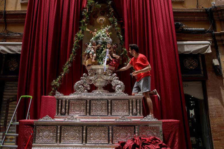Las calles de Toledo y Sevilla vuelven a celebrar el Corpus Christi ...
