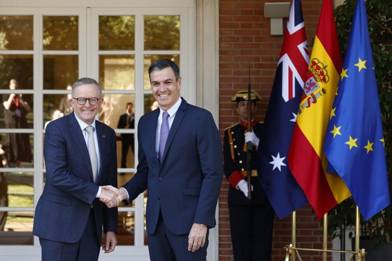 El presidente del Gobierno Pedro Sánchez y el primer ministro de Australia, Anthony Albanese