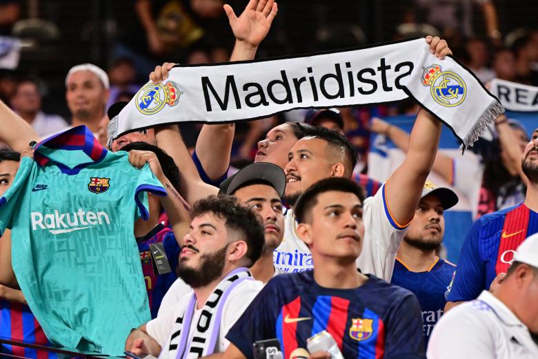 El Allegiant Stadium de Las Vegas se llenó de aficionados del Real Madrid y Barcelona