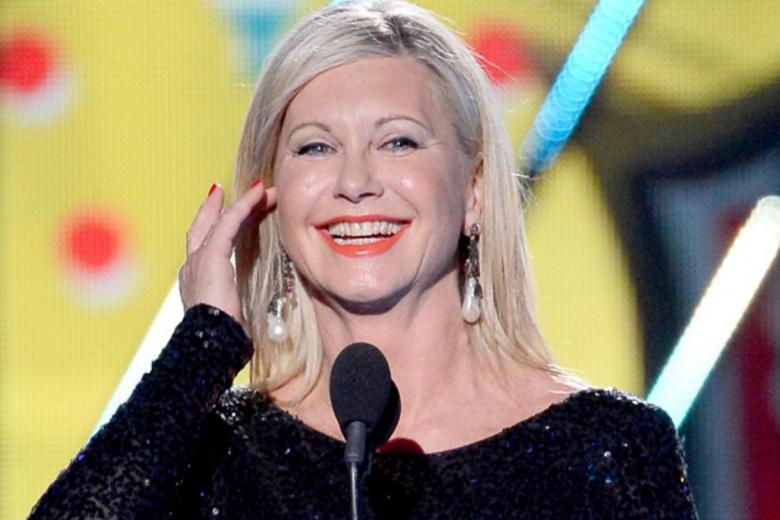 La actriz Olivia Newton-John en una entrega de premios en 2013