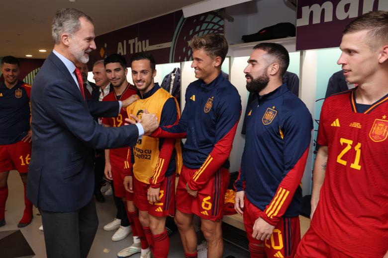 El Rey Felipe acudió al debut de España en el Mundial de Qatar