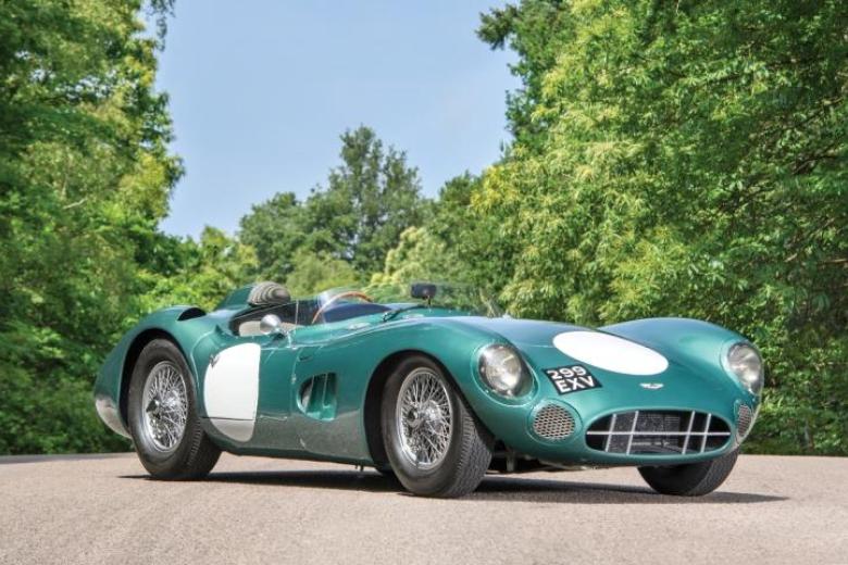 Aston Martin DBR1 de 1956. El capricho mejor guardado de James Bond, un particular pagó 21 millones de euros por esta joya de la que sólo se fabricaron cinco unidades y que fue capaz de vencer en los 1.000 kilómetros de Nürburgring de 1959