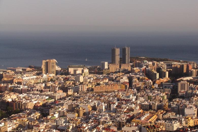 Santa Cruz de Tenerife, con una puntuación media de 6.06, encabeza la lista de ciudades más maleducadas de España