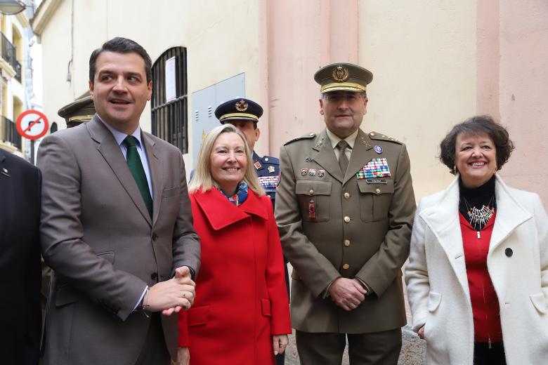 Firma del convenio para el impulso de la base logística del Ejército de Tierra 'General del Ejército Javier Varela'