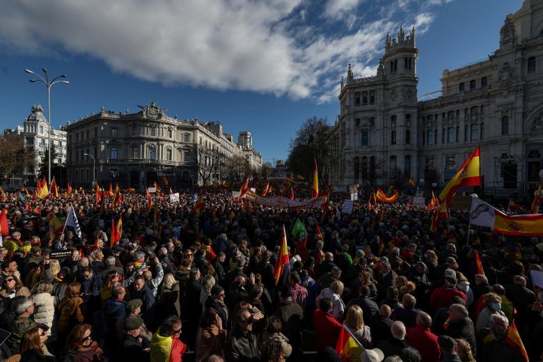 Los manifestantes han llegado a la puerta de Alcalá