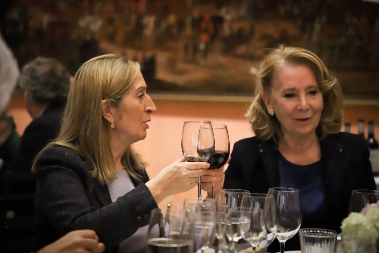 Ana Pastor y Esperanza Aguirre