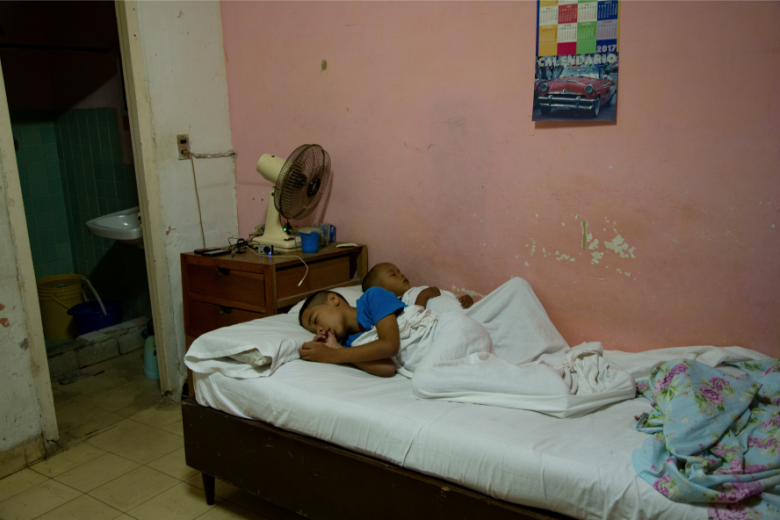 La necesidad de una vivienda digna es otro de los graves problemas que no afrontan los políticos cubanos