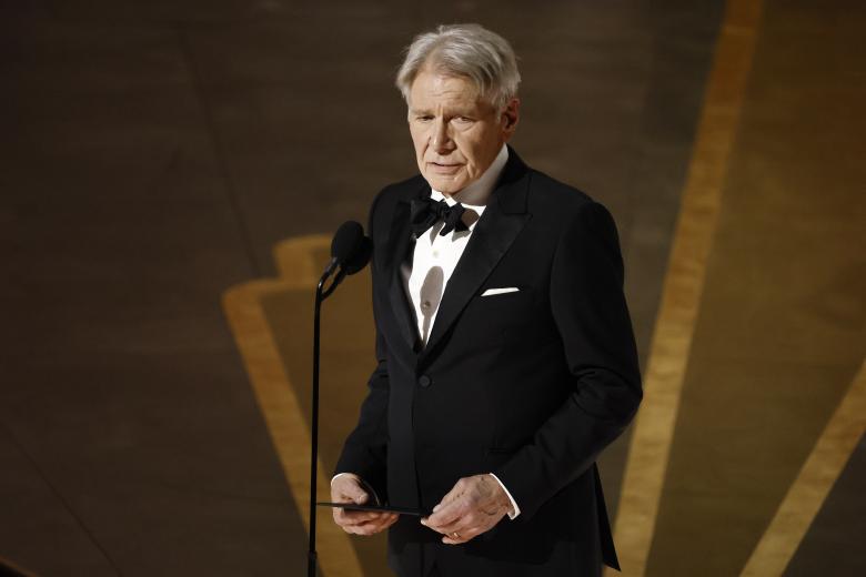 Harrison Ford ha entregado el Oscar a la mejor película, el último premio de la gala