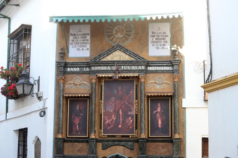 Rehabilitación del retablo de San Rafael de la calle Lineros