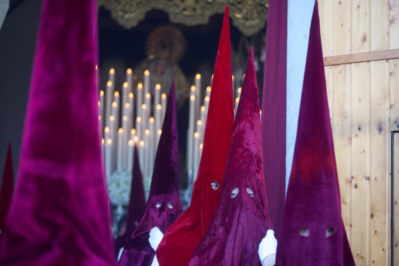 Salida procesional de la Archicofradía De la Vera Cruz