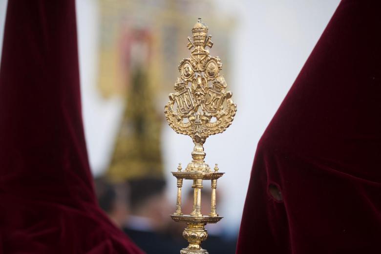 Salida procesional de la Archicofradía De la Vera Cruz