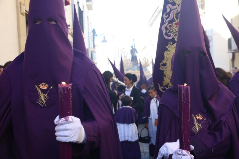 Salida procesional de la hermandad del Calvario