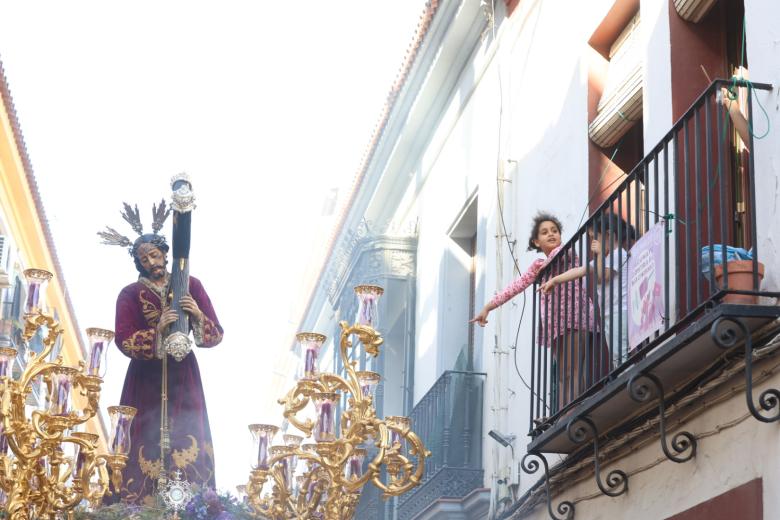 Salida procesional de la hermandad del Calvario