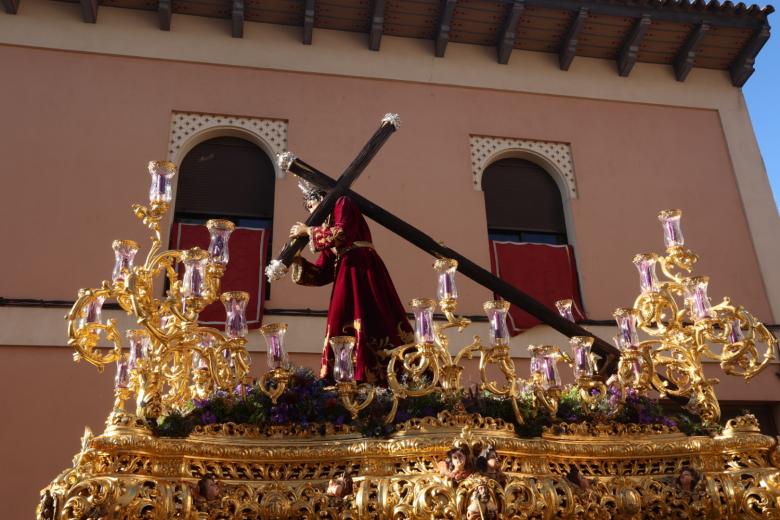 Salida procesional de la hermandad del Calvario