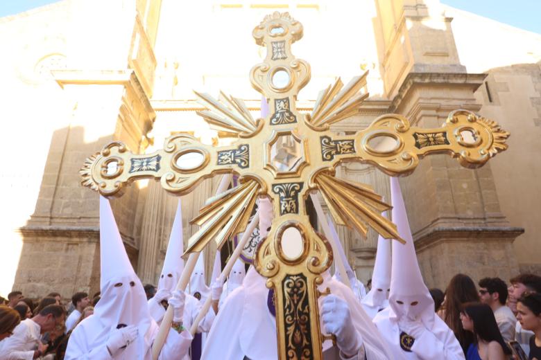 Salida procesional de la hermandad de la Misericordia