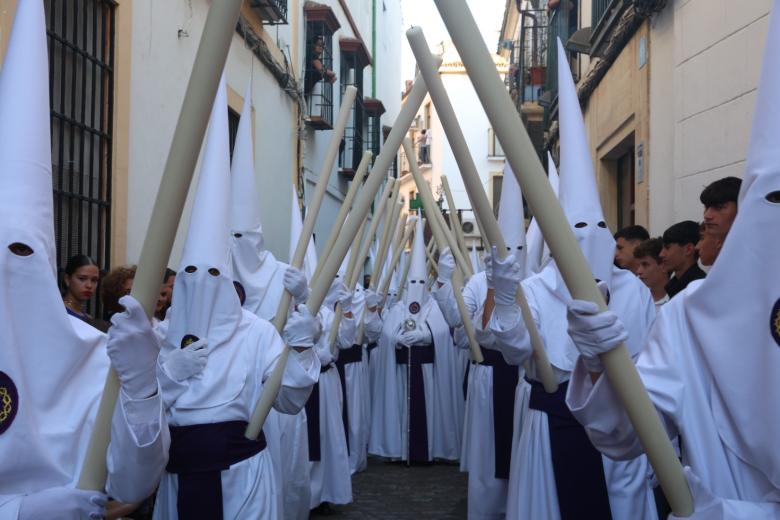 Salida procesional de la hermandad de la Misericordia