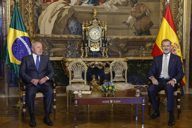 El rey Felipe VI recibe al presidente brasileño, Luiz Inácio Lula da Silva, en el Palacio Real