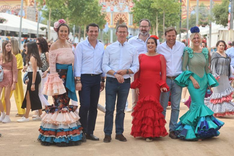Alberto Núñez Feijóo Y José María Bellido visitan la feria de Córdoba