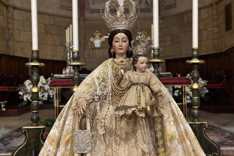 Besamanos a la Virgen de los Remedios