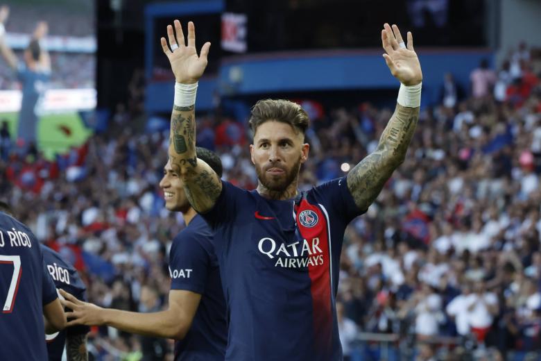 El PSG decidió no renovar a Sergio Ramos y el defensa de Camas quiere volver al Sevilla, pero lo más probable es que acabe aceptando los petrodólares saudíes