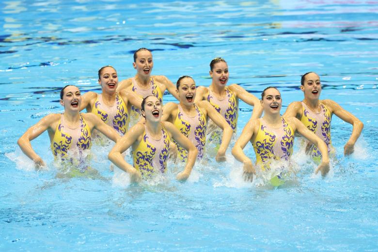 El equipo de España, durante la final técnica por equipos de las pruebas de Natación Artística