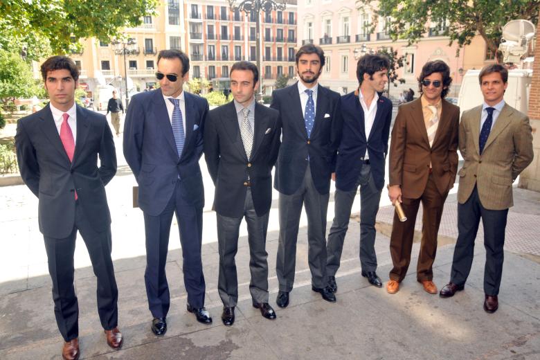 El Juli, a la derecha, junto a (de izquierda a derecha) Cayetano, El Cid, Ponce, Perera, Talavante y Morante de la Puebla en un encuentro con la ministra de Cultura en 2010.