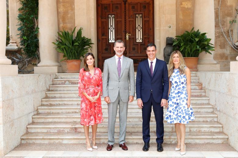 Spanish Kings Felipe VI and Letizia with Spanish Prime Minister Pedro Sanchez and his wife Begoña Gomez during a summer lunch at the Palacio de Marivent in Palma de Mallorca on Monday 06 August 2018.