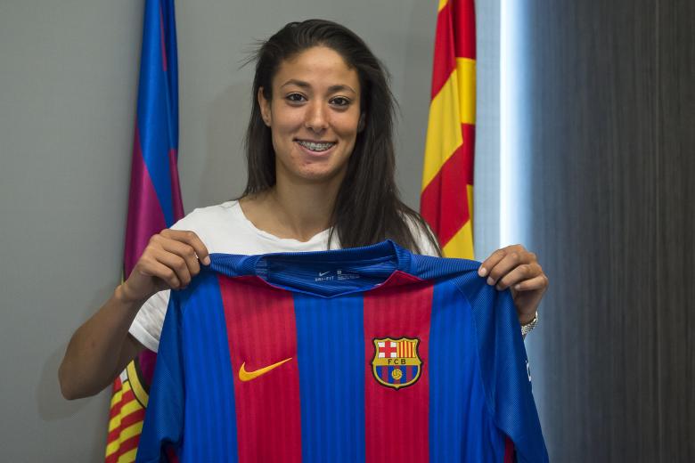 LEILA OUHABI. Ya veterana, la defensa del Manchester City tiene llena sus vitrinas al nivel de clubes, especialmente con el Barça, club en el que estuvo en dos etapas distintas.