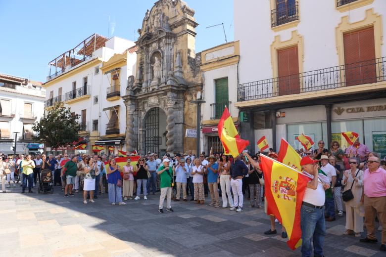 Manifestación popular contra el separatismo y Pedro Sánchez