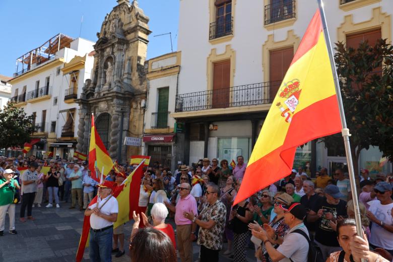 Manifestación popular contra el separatismo y Pedro Sánchez