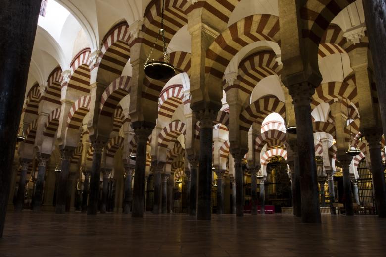 Interior de la Mezquita Catedral de Córdoba