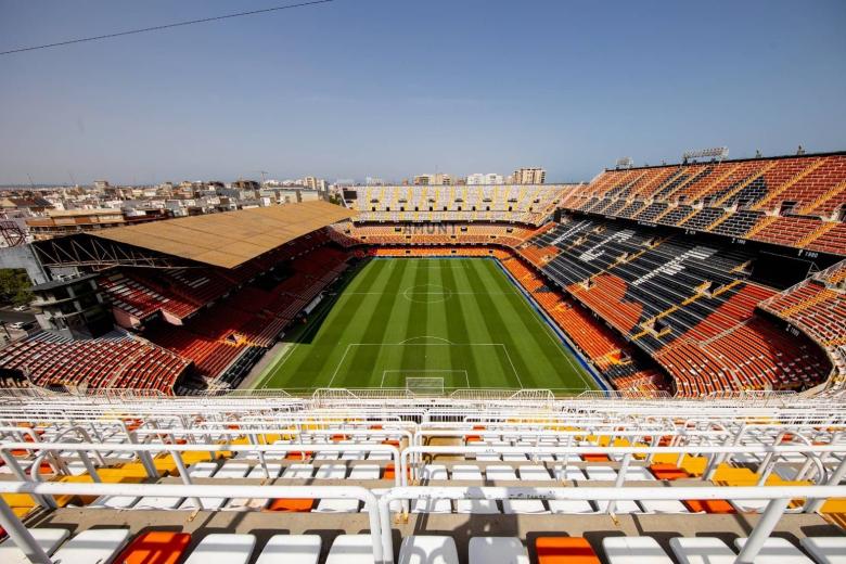 Valencia también aspira a albergar el Mundial con el Nuevo Mestalla, un estadio cuyas obras están paralizadas; en la imagen el actual estadio de Mestalla