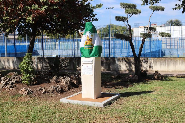 Inauguración del monumento conmemorativo del cincuenta aniversario del barrio Santuario